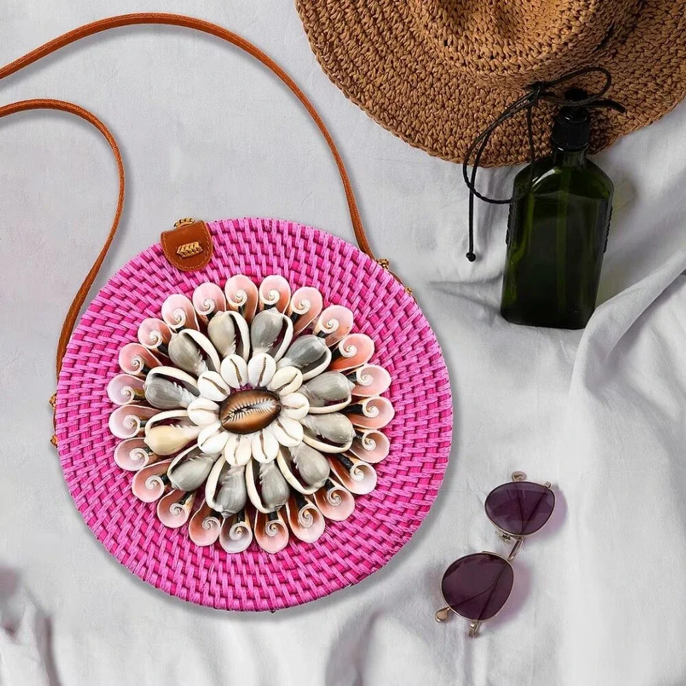 Pink Round Rattan Crossbody Bag‎ Seashell Floral Woven Boho Beach Purse Handbag